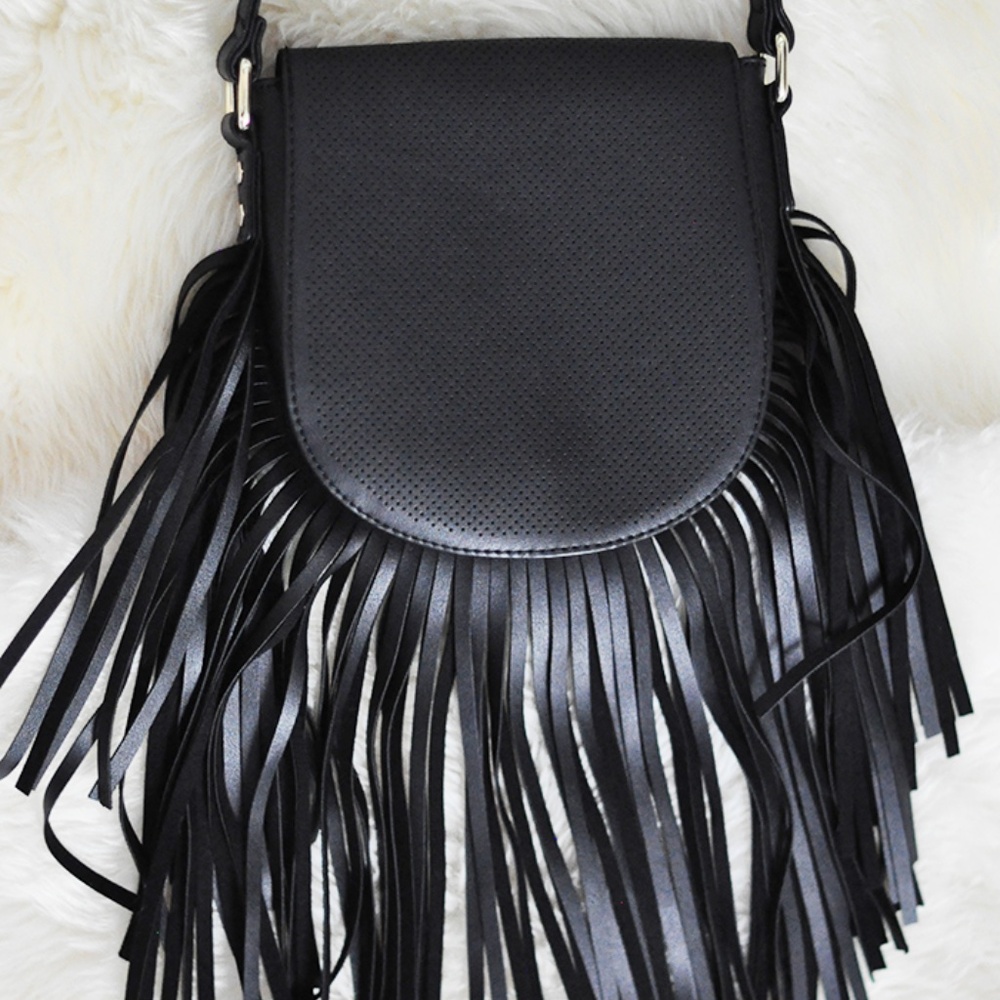 FRINGE SADDLE bag black VEGAN LEATHER shoulder purse BOHO flap bohemian western - Picture 9 of 11